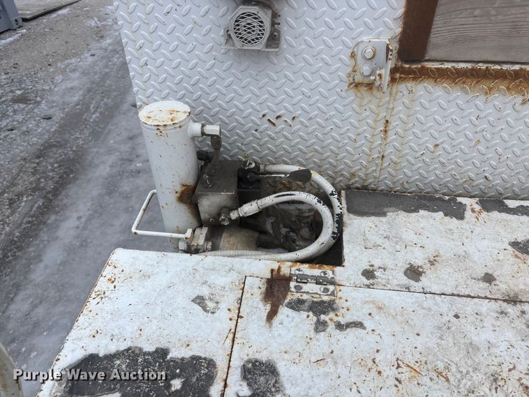 image for item FG1555 1998 Freightliner FL60 utility / service truck