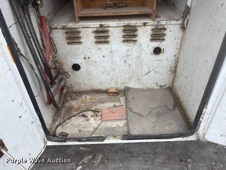 image for item FG1555 1998 Freightliner FL60 utility / service truck