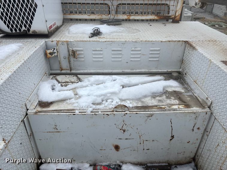 image for item FG1555 1998 Freightliner FL60 utility / service truck