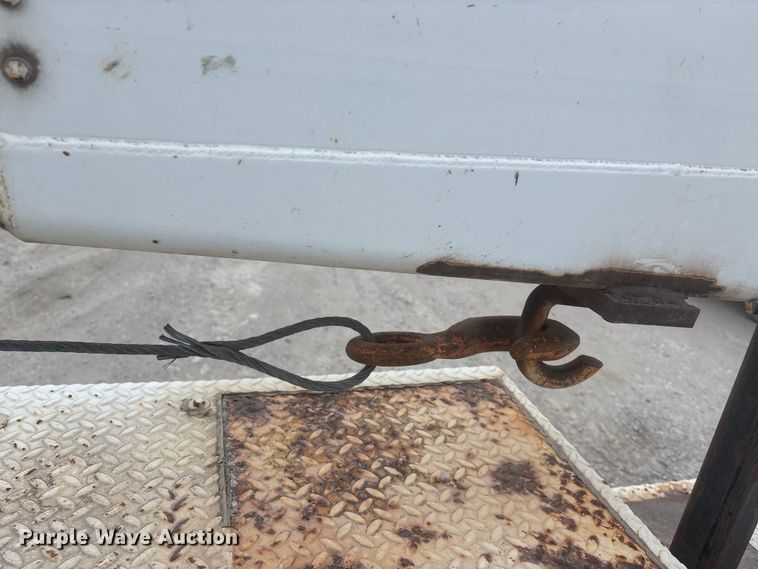 image for item FG1555 1998 Freightliner FL60 utility / service truck