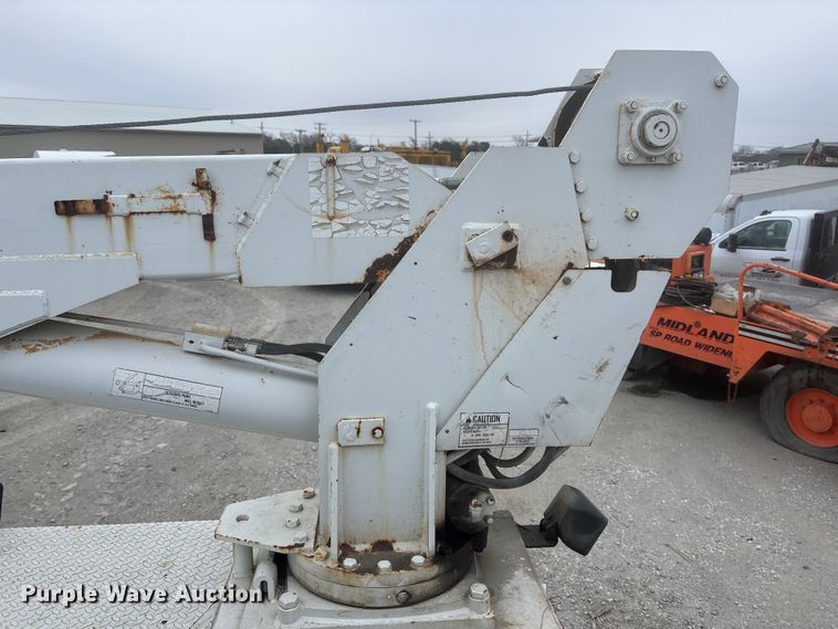 image for item FG1555 1998 Freightliner FL60 utility / service truck