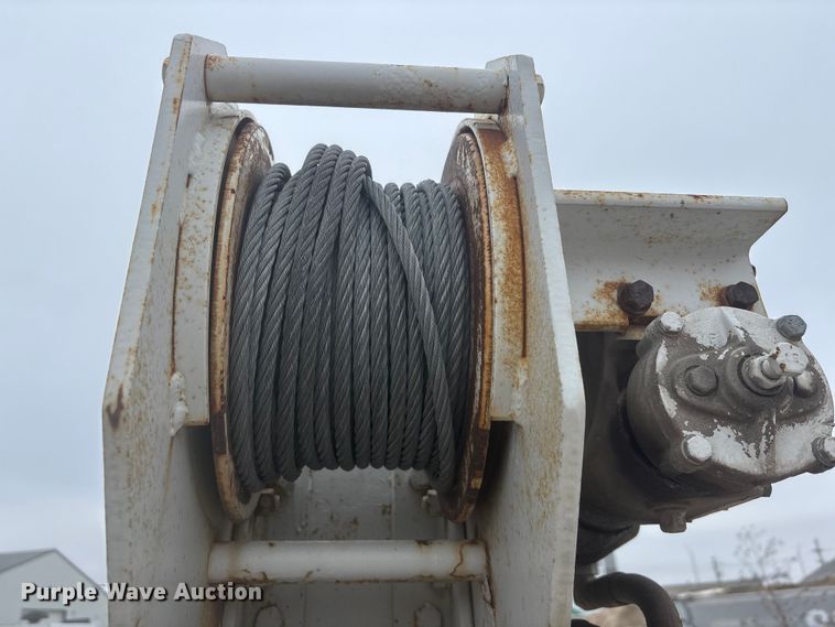 image for item FG1555 1998 Freightliner FL60 utility / service truck