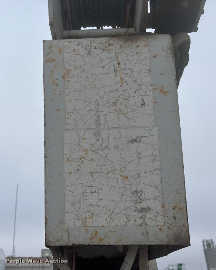 image for item FG1555 1998 Freightliner FL60 utility / service truck