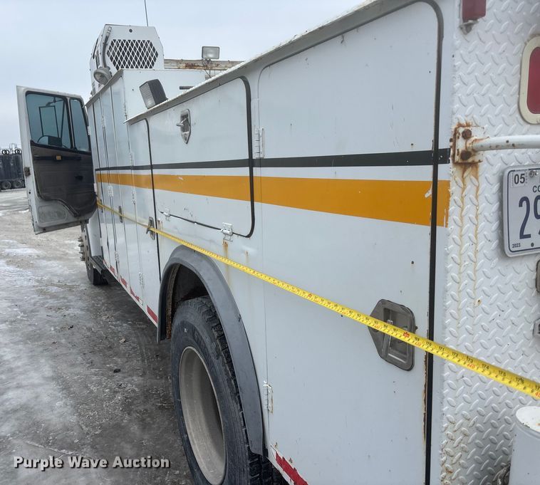 image for item FG1555 1998 Freightliner FL60 utility / service truck