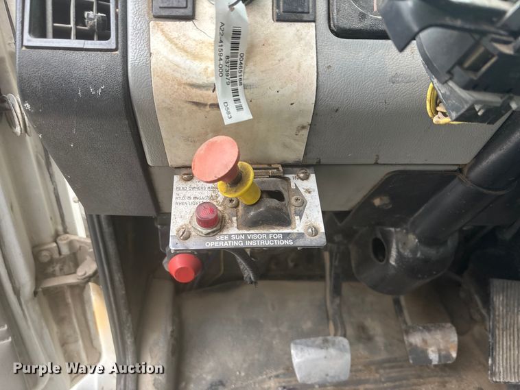 image for item FG1555 1998 Freightliner FL60 utility / service truck