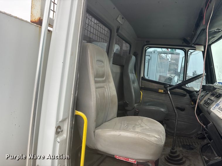 image for item FG1555 1998 Freightliner FL60 utility / service truck