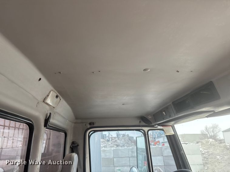 image for item FG1555 1998 Freightliner FL60 utility / service truck