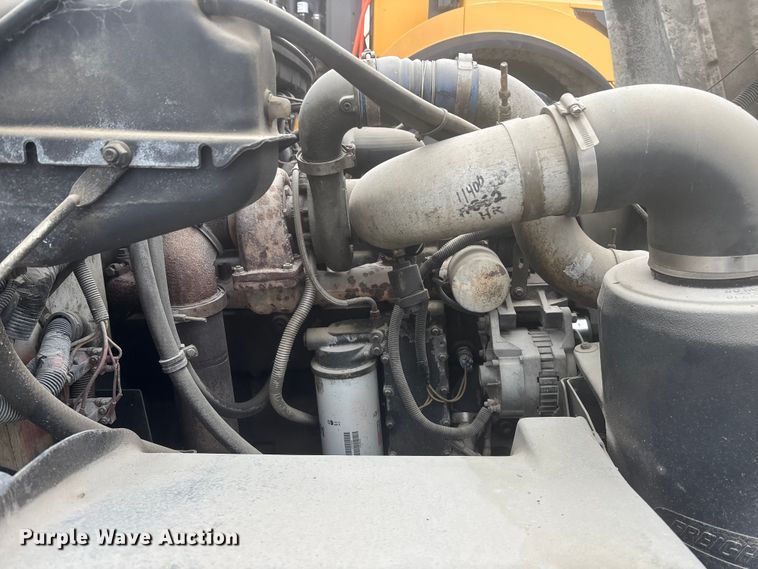 image for item FG1555 1998 Freightliner FL60 utility / service truck