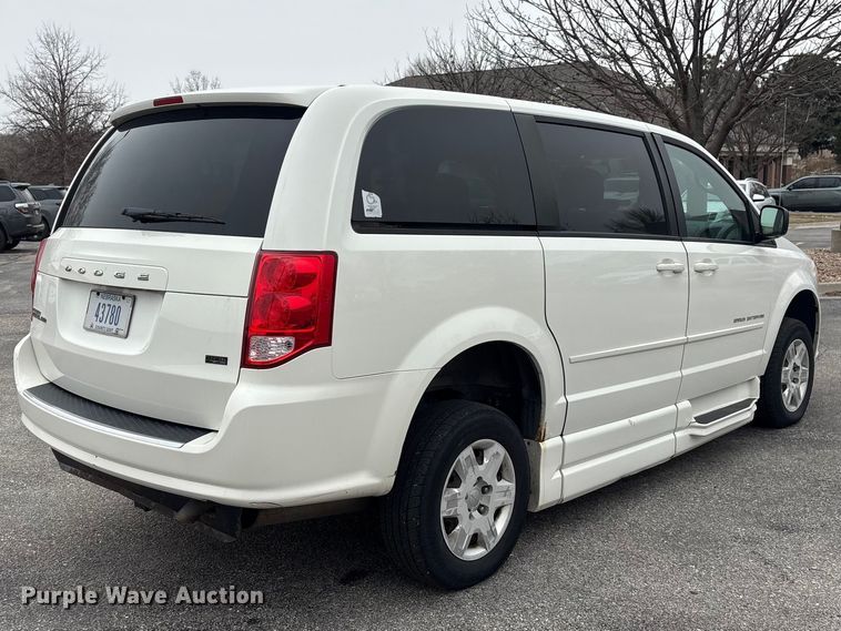 image for item FG2770 2012 Dodge Grand Caravan handicap accessible van