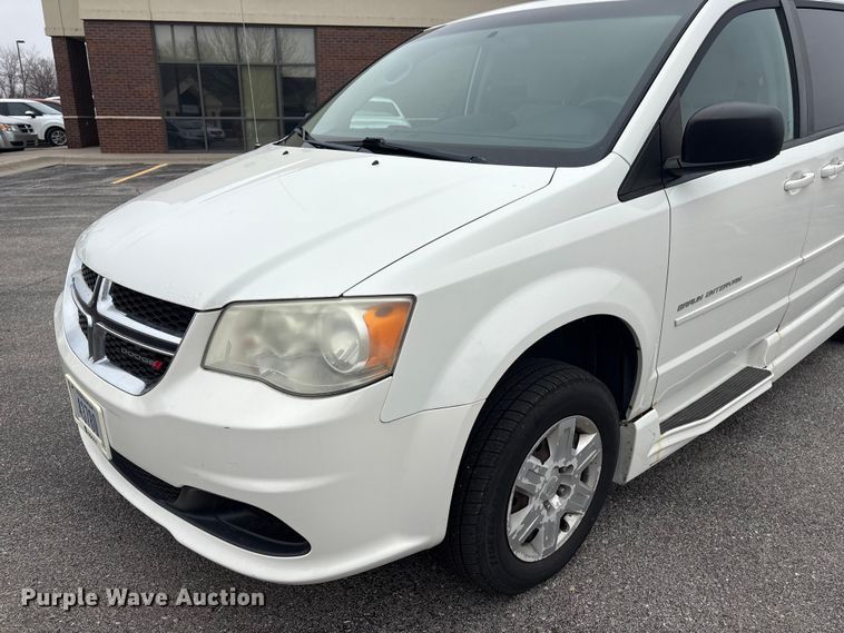 image for item FG2770 2012 Dodge Grand Caravan handicap accessible van