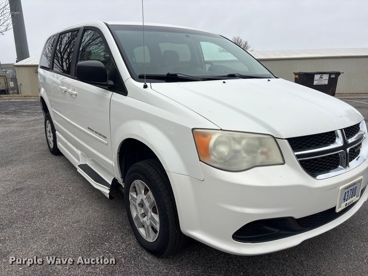image for item FG2770 2012 Dodge Grand Caravan handicap accessible van