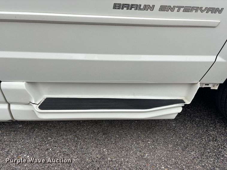 image for item FG2770 2012 Dodge Grand Caravan handicap accessible van