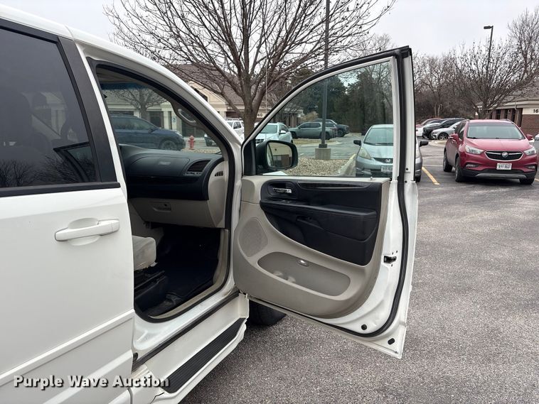 image for item FG2770 2012 Dodge Grand Caravan handicap accessible van