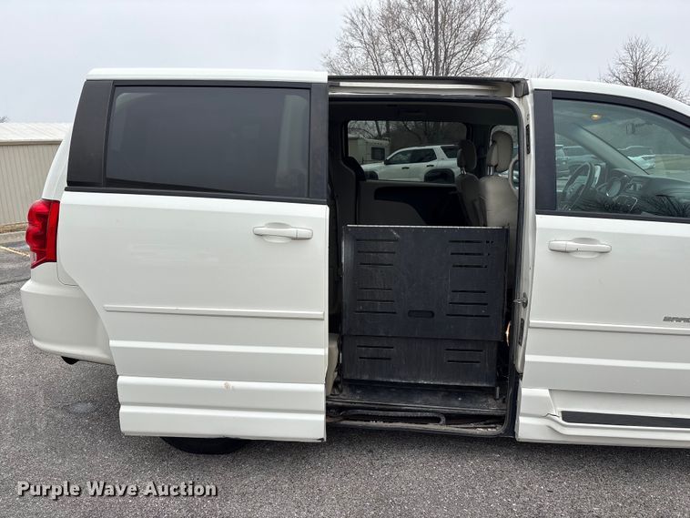 image for item FG2770 2012 Dodge Grand Caravan handicap accessible van