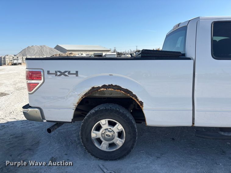 image for item FG2804 2014 Ford F150 Ext. Cab pickup truck