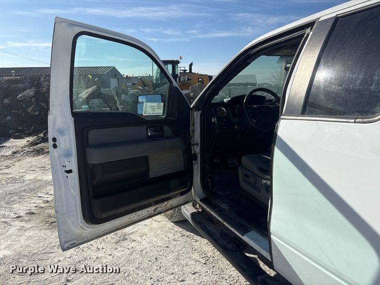 image for item FG2804 2014 Ford F150 Ext. Cab pickup truck