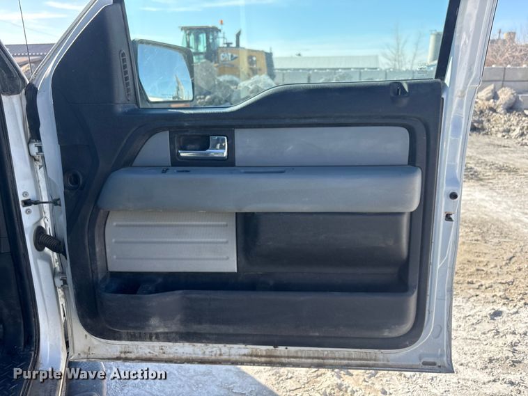 image for item FG2804 2014 Ford F150 Ext. Cab pickup truck