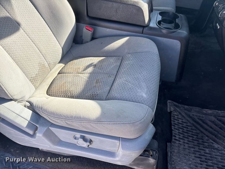 image for item FG2804 2014 Ford F150 Ext. Cab pickup truck