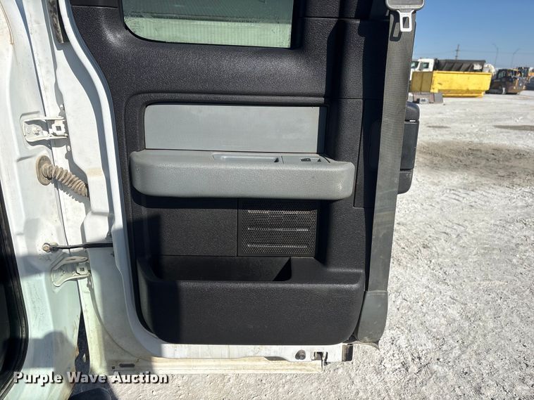 image for item FG2804 2014 Ford F150 Ext. Cab pickup truck