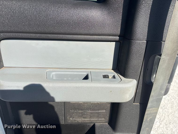 image for item FG2804 2014 Ford F150 Ext. Cab pickup truck