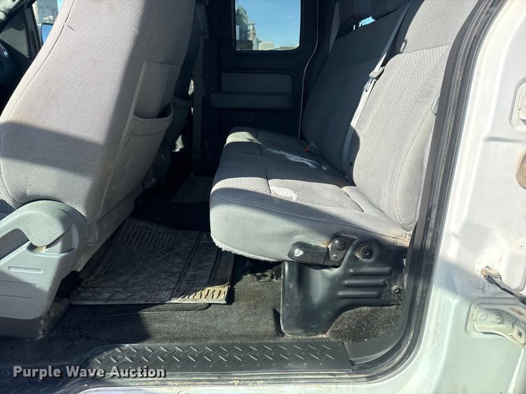 image for item FG2804 2014 Ford F150 Ext. Cab pickup truck