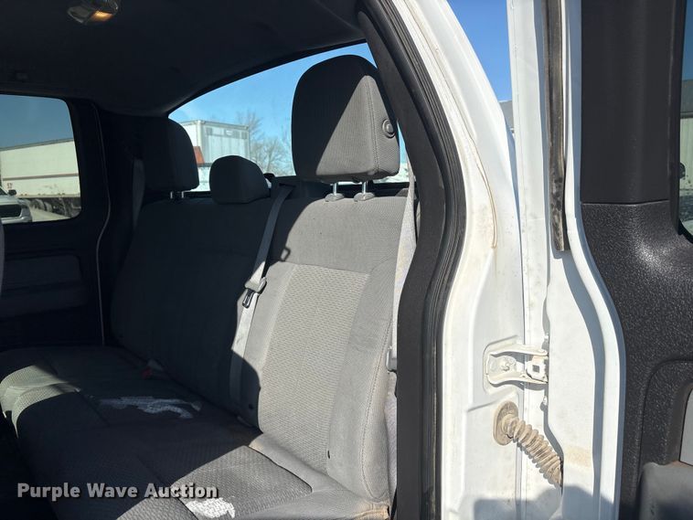 image for item FG2804 2014 Ford F150 Ext. Cab pickup truck