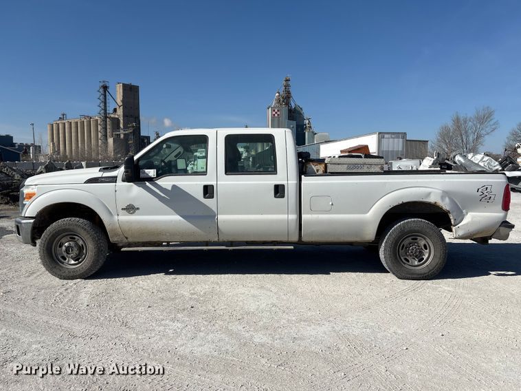 image for item FG2805 2015 Ford F250 Super Duty Crew Cab pickup truck
