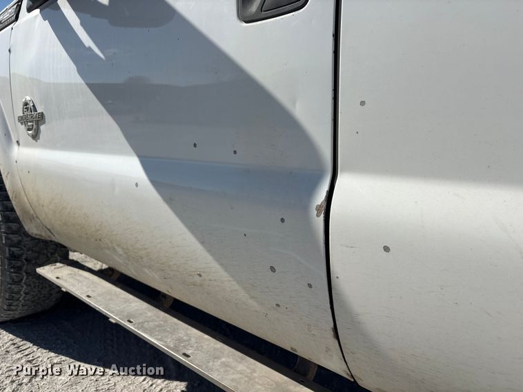 image for item FG2805 2015 Ford F250 Super Duty Crew Cab pickup truck