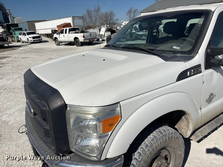 image for item FG2805 2015 Ford F250 Super Duty Crew Cab pickup truck