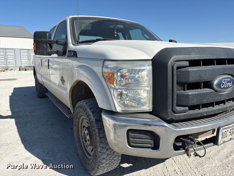 image for item FG2805 2015 Ford F250 Super Duty Crew Cab pickup truck