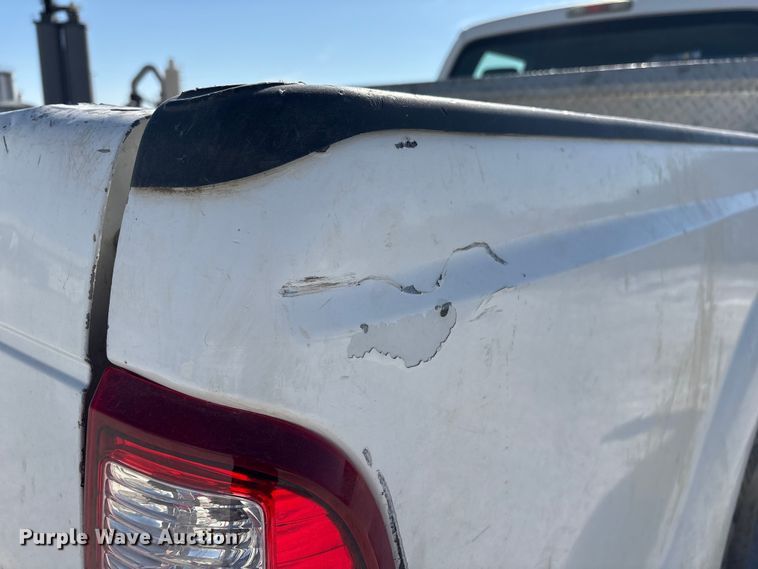 image for item FG2805 2015 Ford F250 Super Duty Crew Cab pickup truck