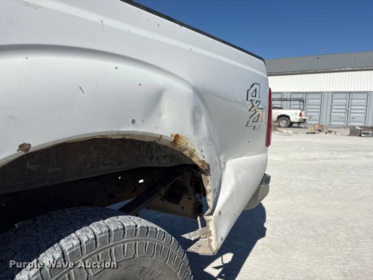 image for item FG2805 2015 Ford F250 Super Duty Crew Cab pickup truck