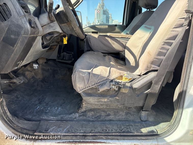 image for item FG2805 2015 Ford F250 Super Duty Crew Cab pickup truck