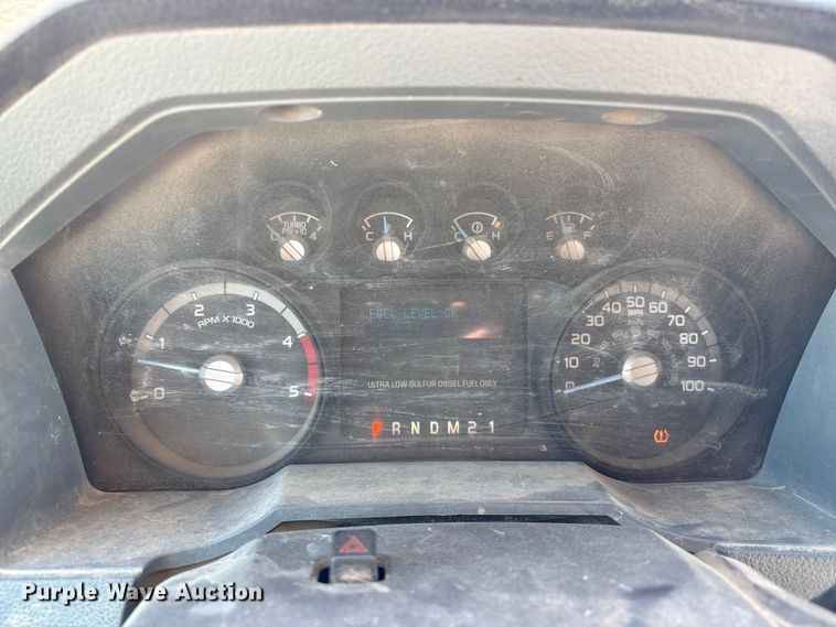 image for item FG2805 2015 Ford F250 Super Duty Crew Cab pickup truck