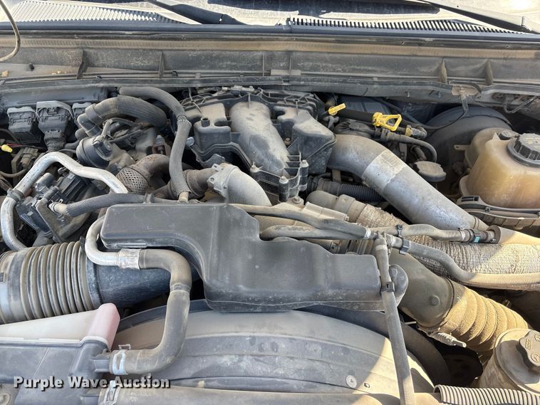 image for item FG2805 2015 Ford F250 Super Duty Crew Cab pickup truck