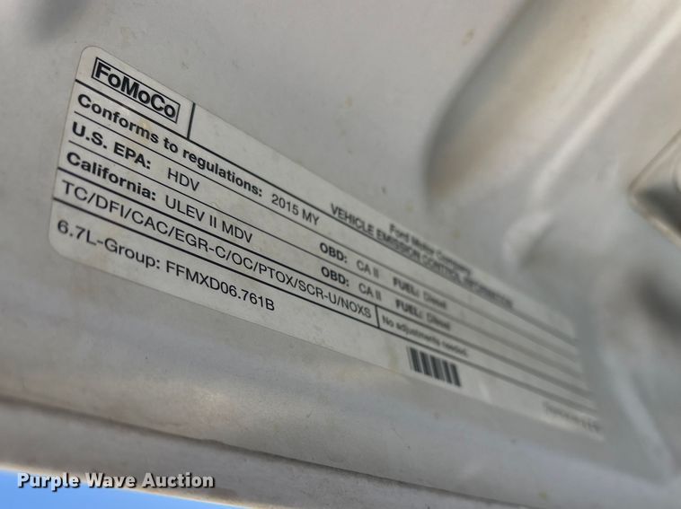 image for item FG2805 2015 Ford F250 Super Duty Crew Cab pickup truck