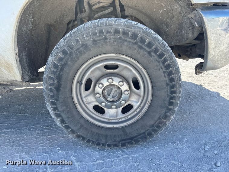 image for item FG2805 2015 Ford F250 Super Duty Crew Cab pickup truck