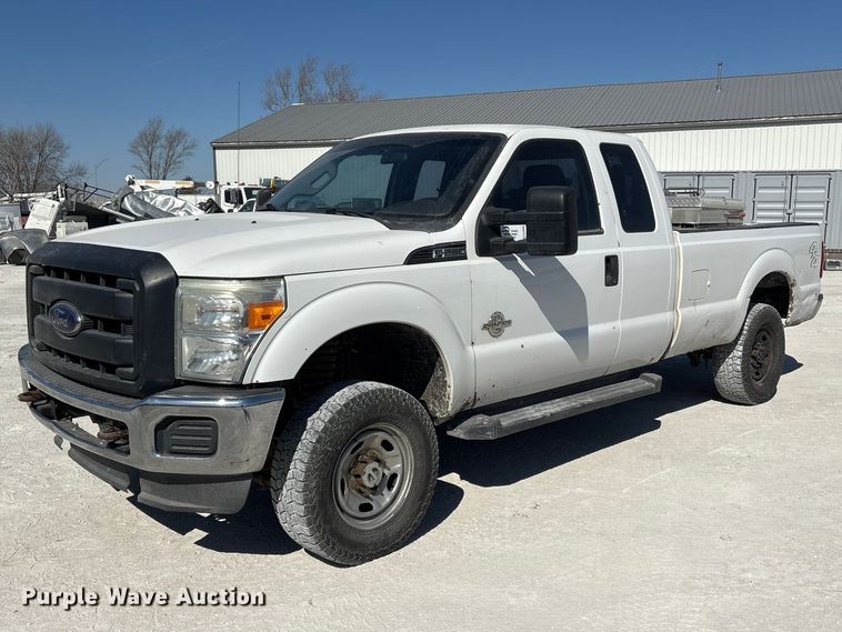 image for item FG2806 2013 Ford F250 Super Duty Ext. Cab pickup truck