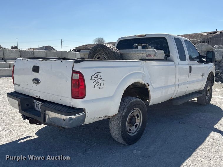 image for item FG2806 2013 Ford F250 Super Duty Ext. Cab pickup truck