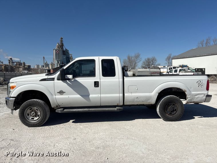 image for item FG2806 2013 Ford F250 Super Duty Ext. Cab pickup truck