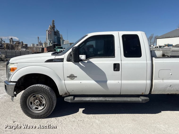 image for item FG2806 2013 Ford F250 Super Duty Ext. Cab pickup truck