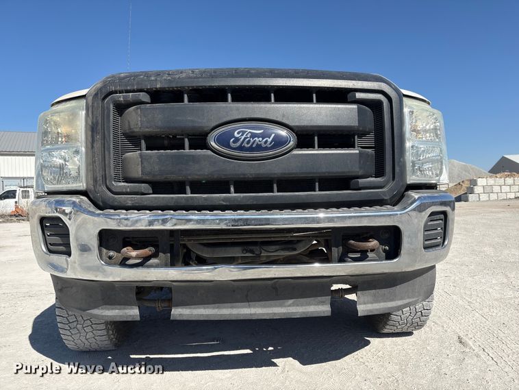 image for item FG2806 2013 Ford F250 Super Duty Ext. Cab pickup truck
