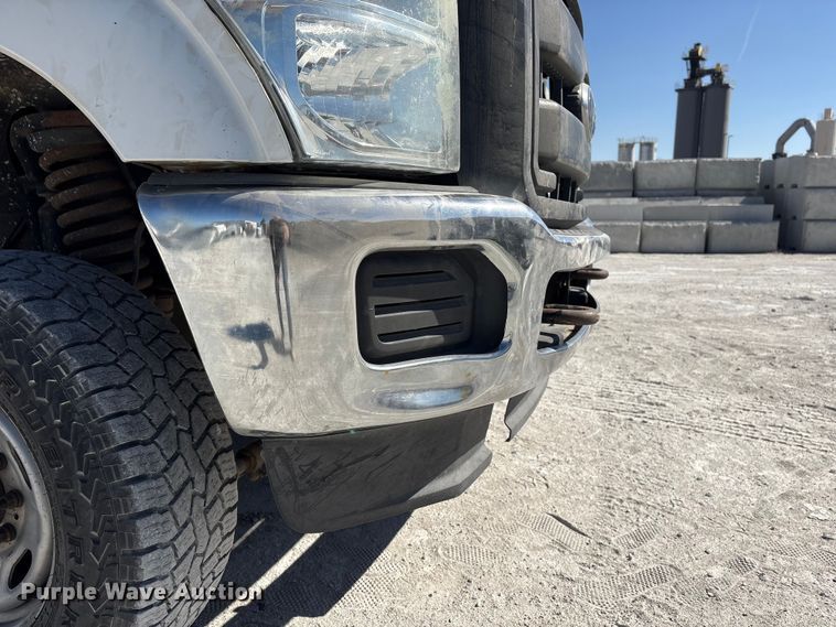 image for item FG2806 2013 Ford F250 Super Duty Ext. Cab pickup truck