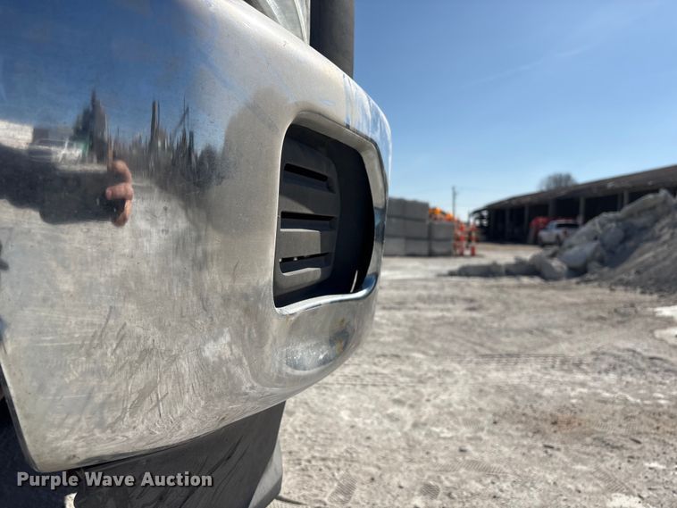 image for item FG2806 2013 Ford F250 Super Duty Ext. Cab pickup truck