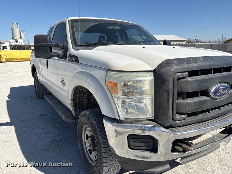 image for item FG2806 2013 Ford F250 Super Duty Ext. Cab pickup truck