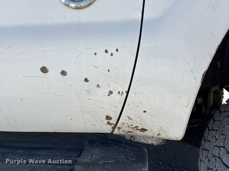 image for item FG2806 2013 Ford F250 Super Duty Ext. Cab pickup truck