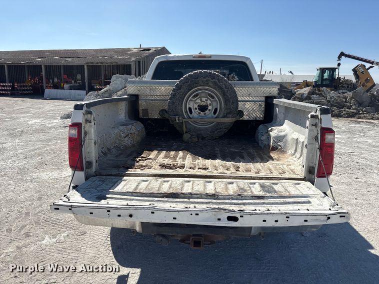 image for item FG2806 2013 Ford F250 Super Duty Ext. Cab pickup truck