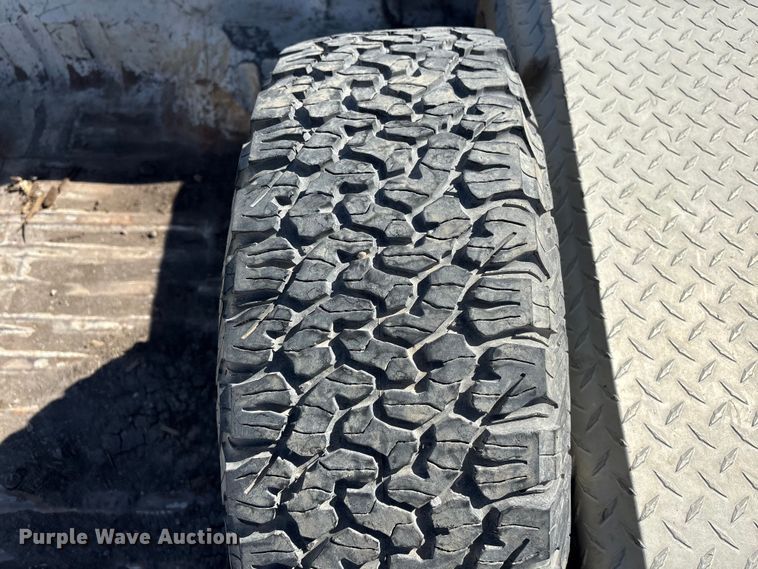 image for item FG2806 2013 Ford F250 Super Duty Ext. Cab pickup truck