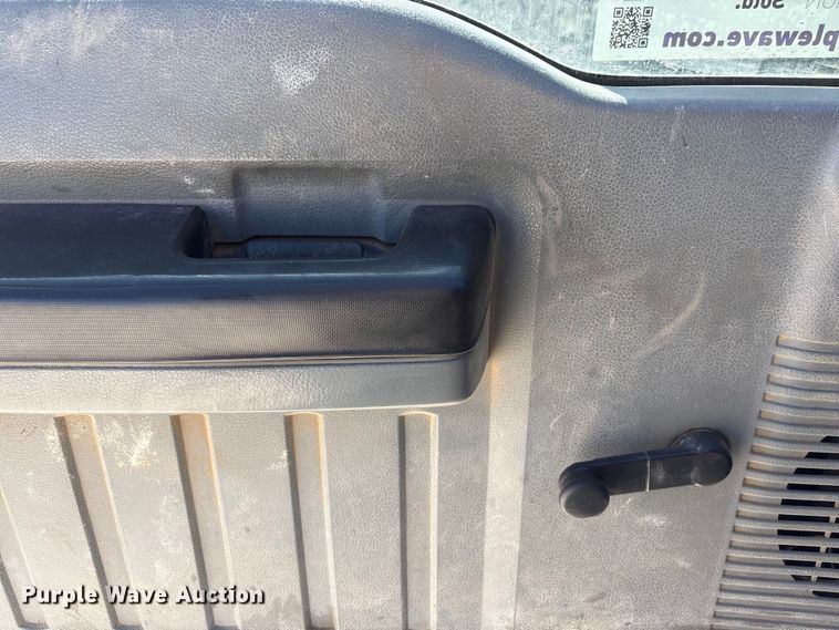 image for item FG2806 2013 Ford F250 Super Duty Ext. Cab pickup truck