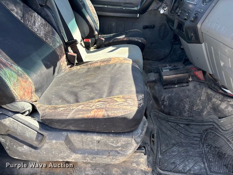 image for item FG2806 2013 Ford F250 Super Duty Ext. Cab pickup truck